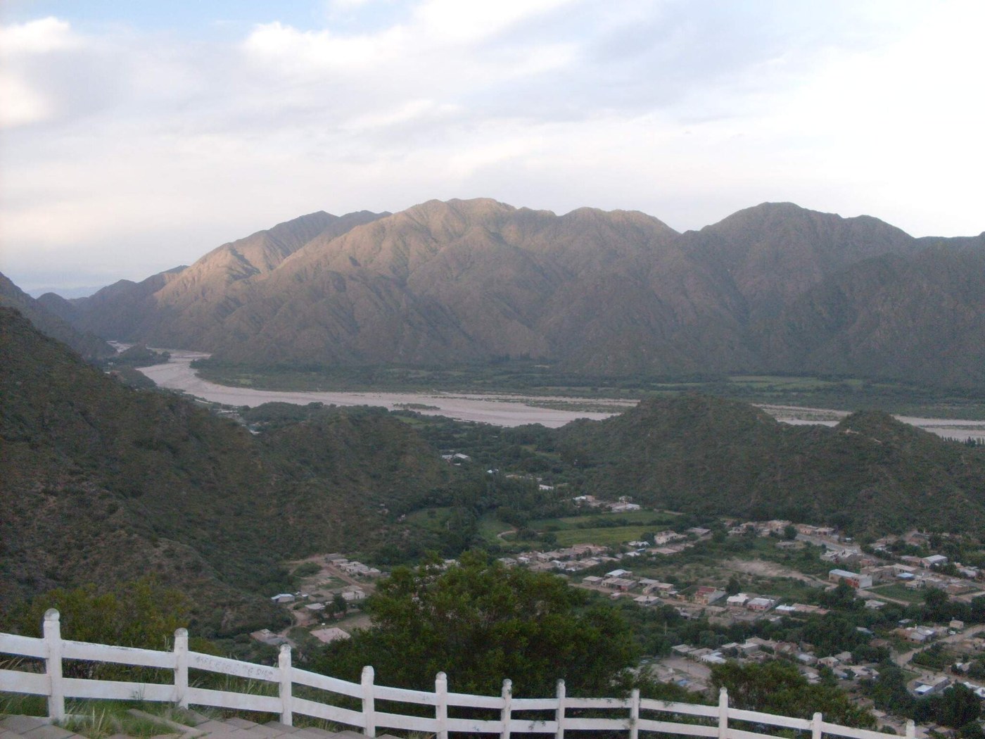 Belén and its river viewed from a lookout